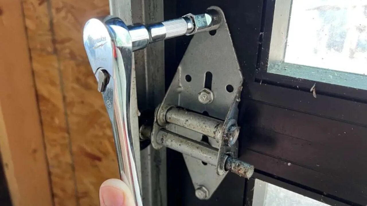 Garage Door Hinges What They Are And Why They Are Important