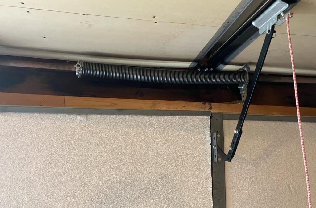 Garage Door Spring Replacement Muscatine