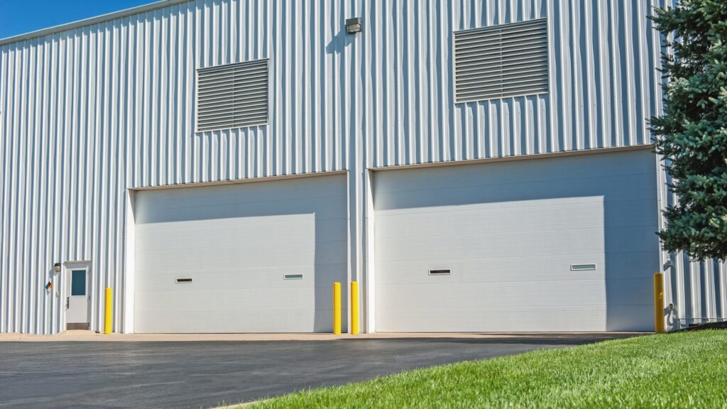 Garage-Door-Installation-IL-Moline-Titan-Garage-Doors-Quad-Cities-The-Importance-of-Industrial-Garage-Doors-1024x576