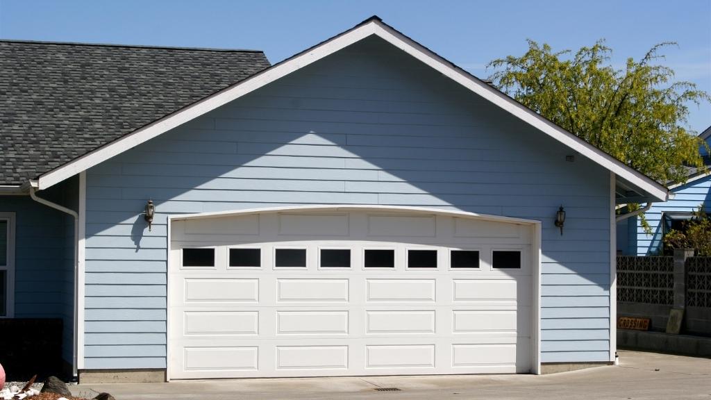 Are You Looking For a New Garage Door?