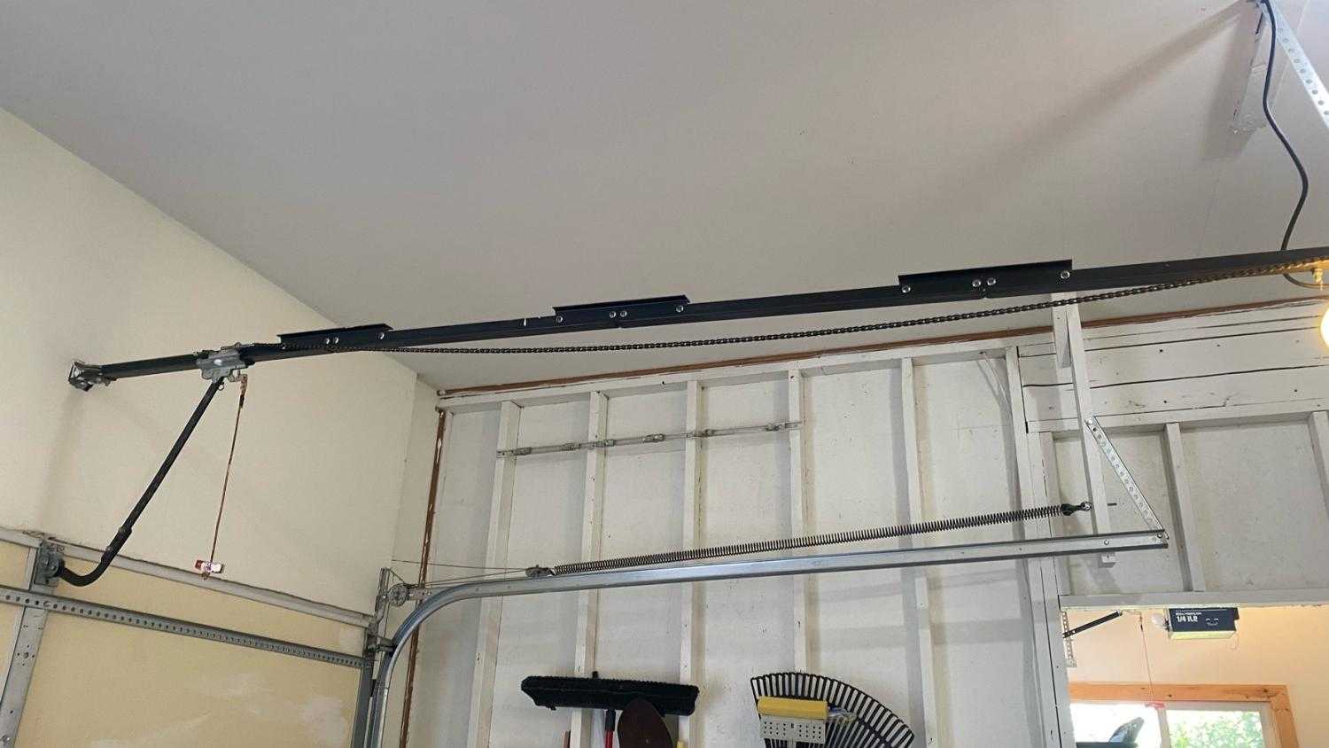 Garage Door Repair Chambers St, Galesburg, IL