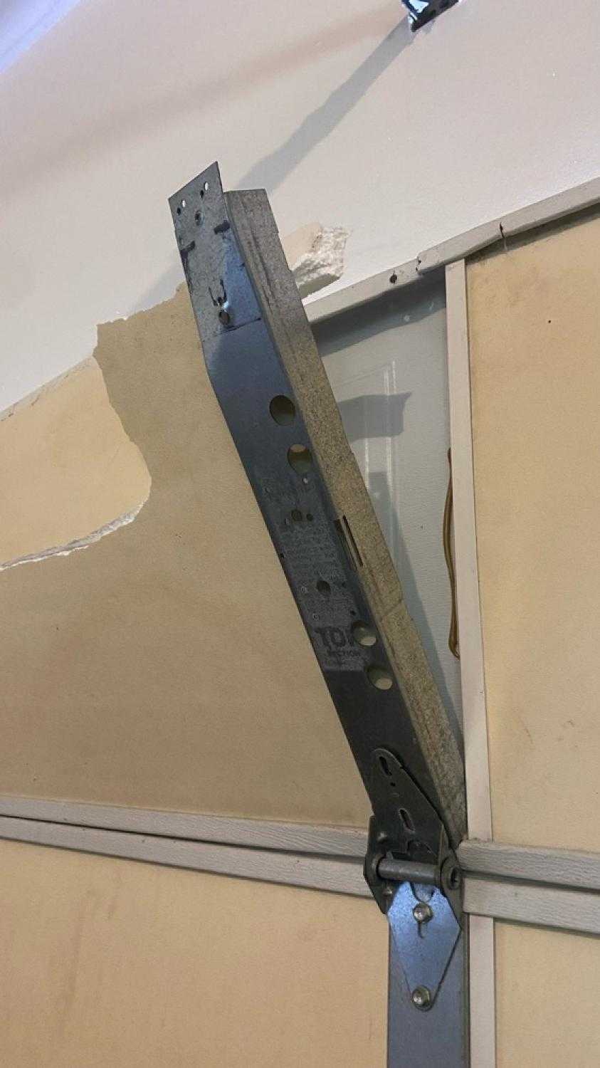 Garage Door Repair Chambers St, Galesburg, IL