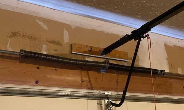 Garage Door Service Garage Door Spring Installation garage d Garage Door Repair Woodlawn Ave, Muscatine, IA