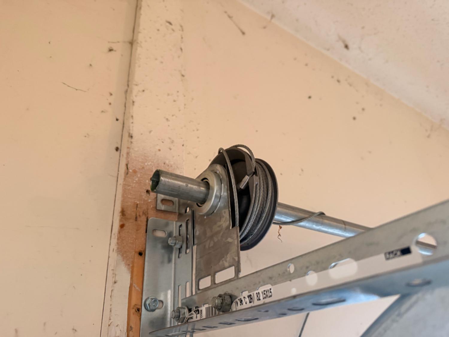 Expert Garage Door Repair 28th St CT, Rock Island, IL