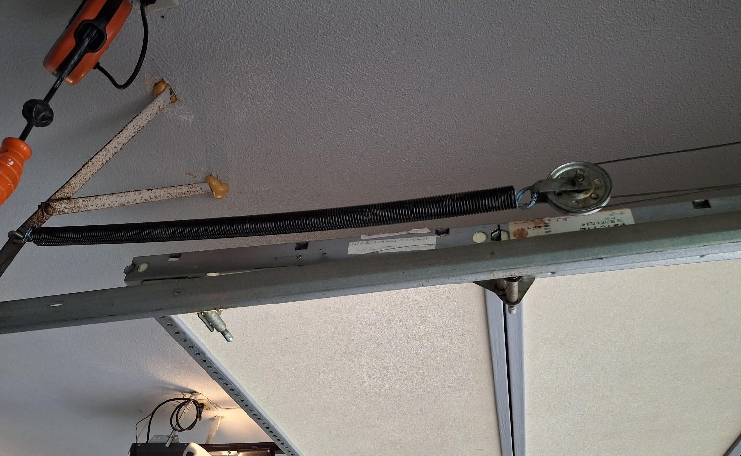 Same Day Garage Door Service 31st Street A, Moline, IL