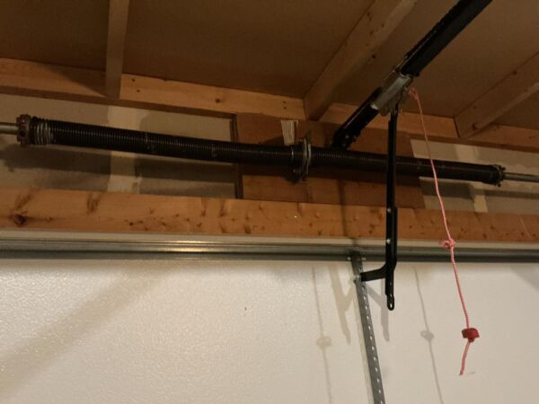 Garage Spring Replacement 39th St, Moline, IL