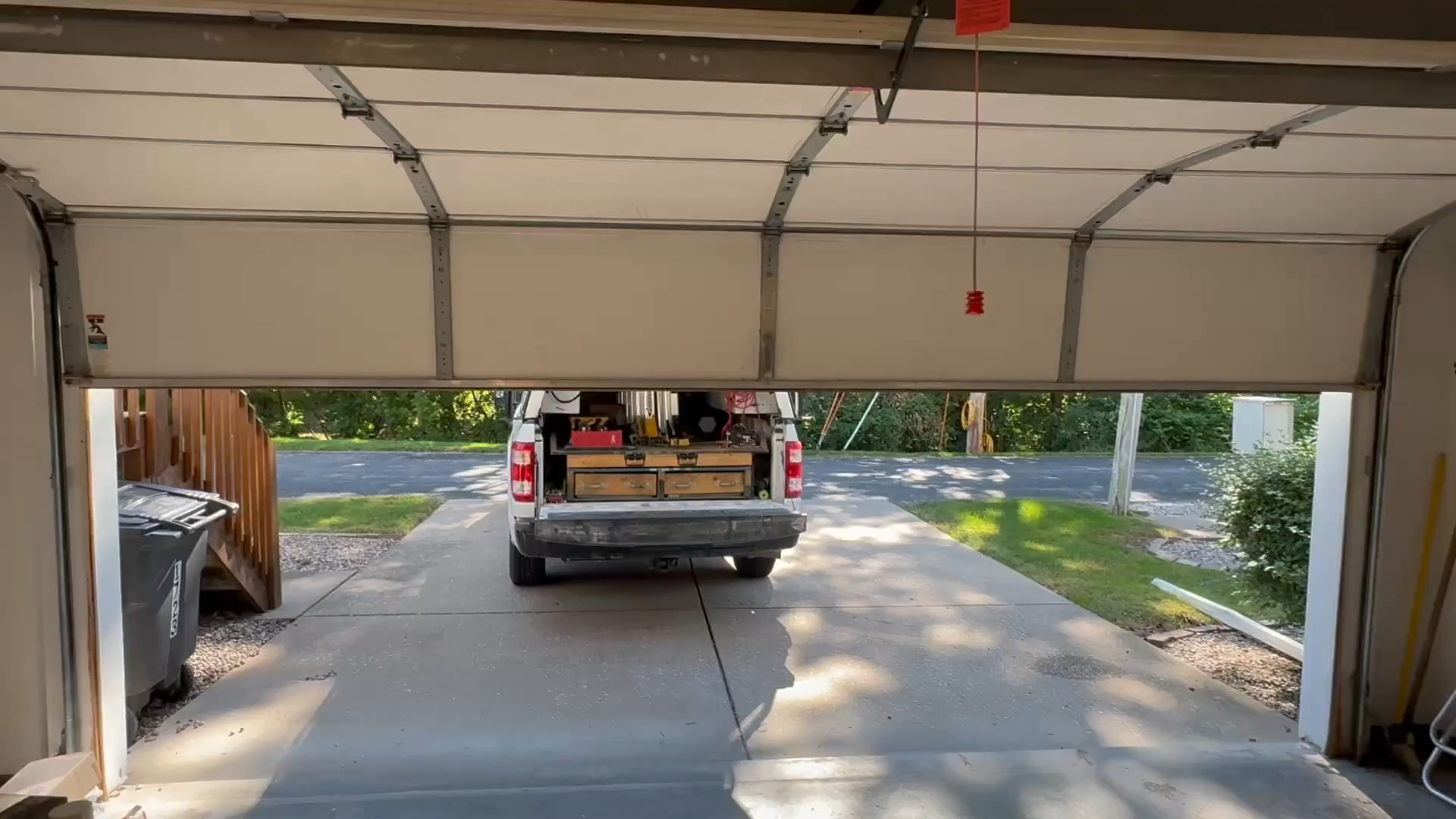 Garage door won't open because of a damaged door mechanism