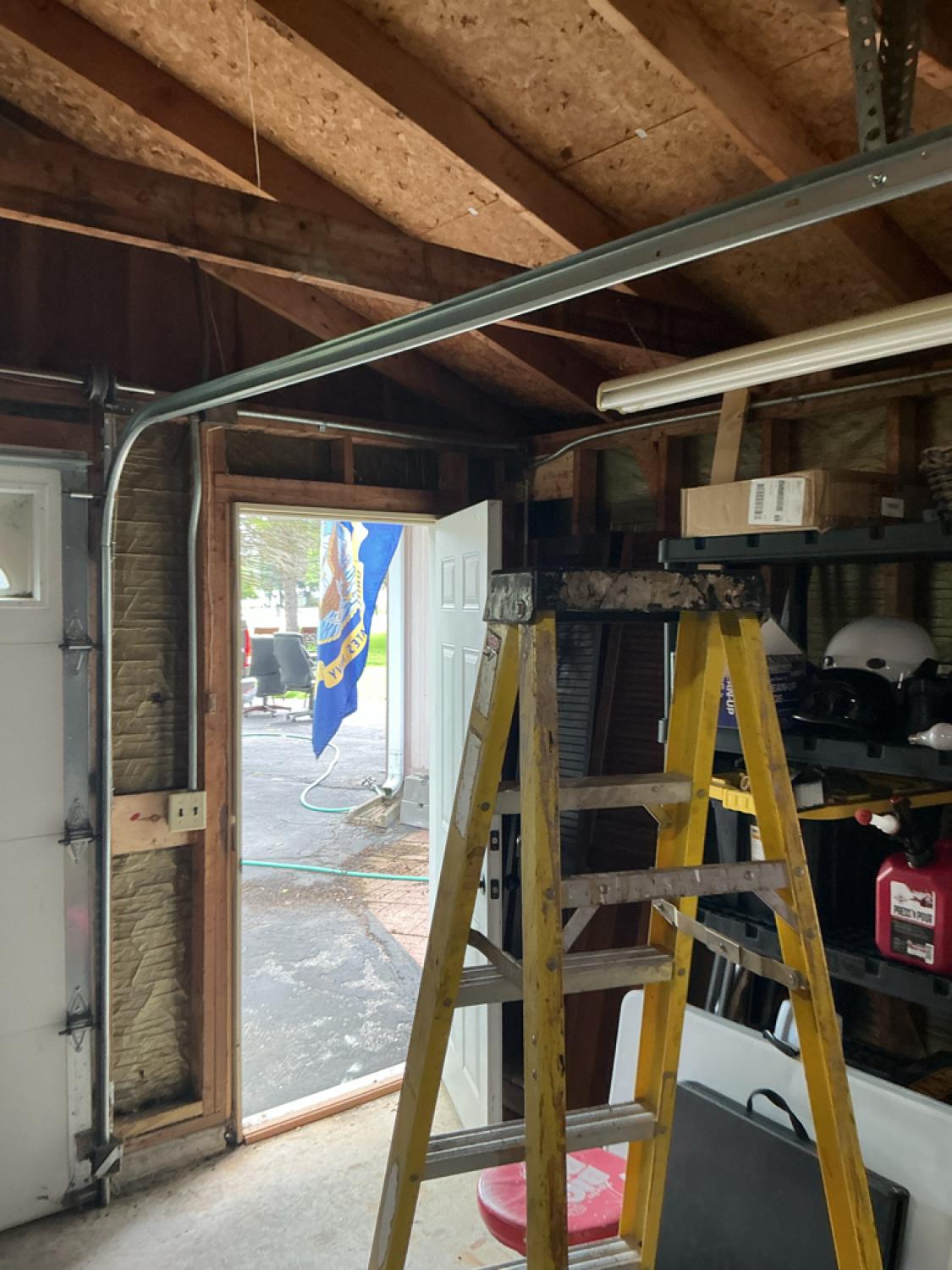 Garage Door Service Garage Door Maintenance Garage Door Maintenance W Mary St, Galesburg, IL