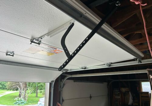 New Garage Door Installation 17th Ave, Moline, IL