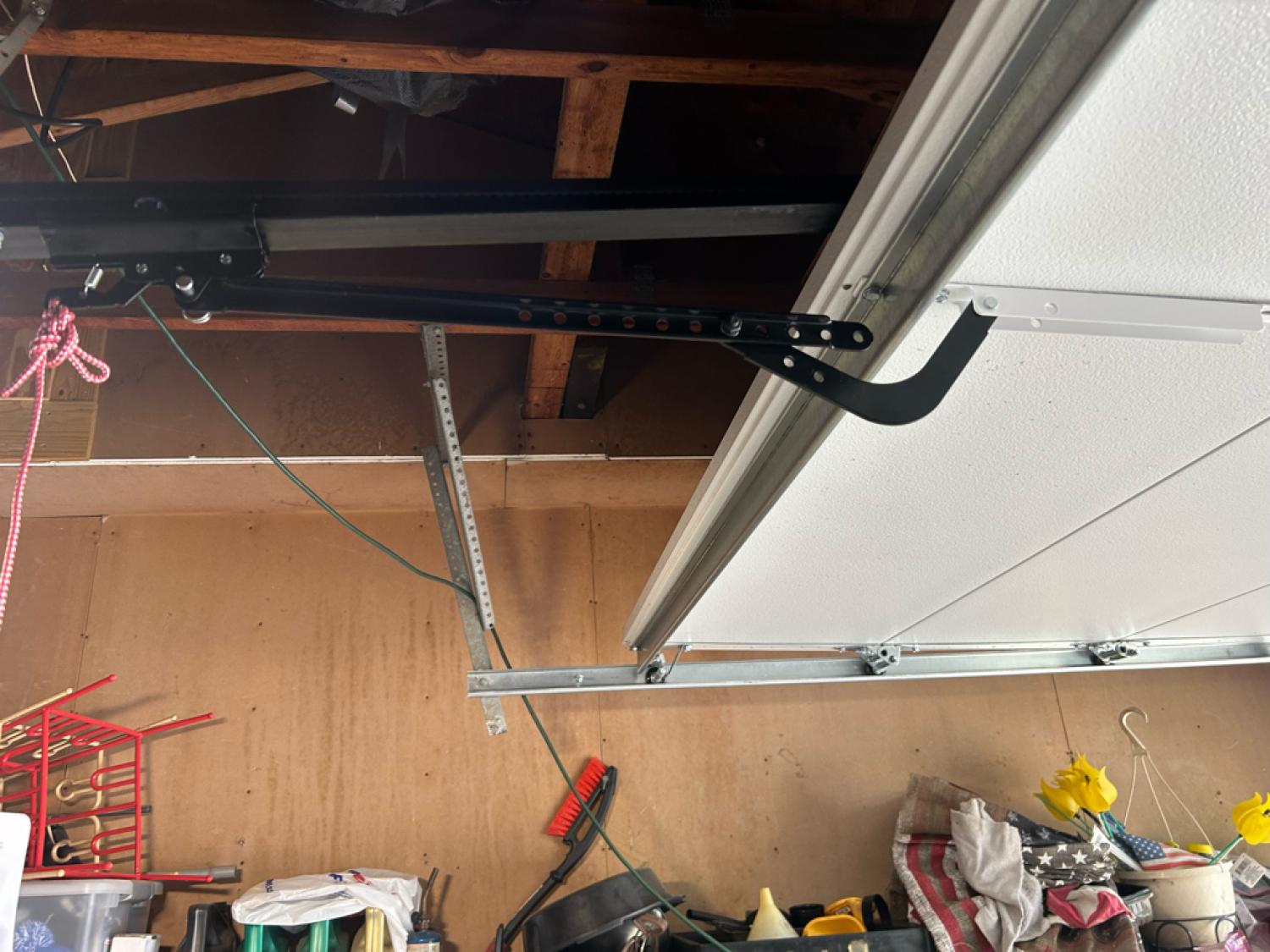 New Garage Door Installation 17th Ave, Moline, IL